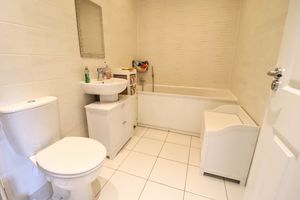 BATHROOM- click for photo gallery
